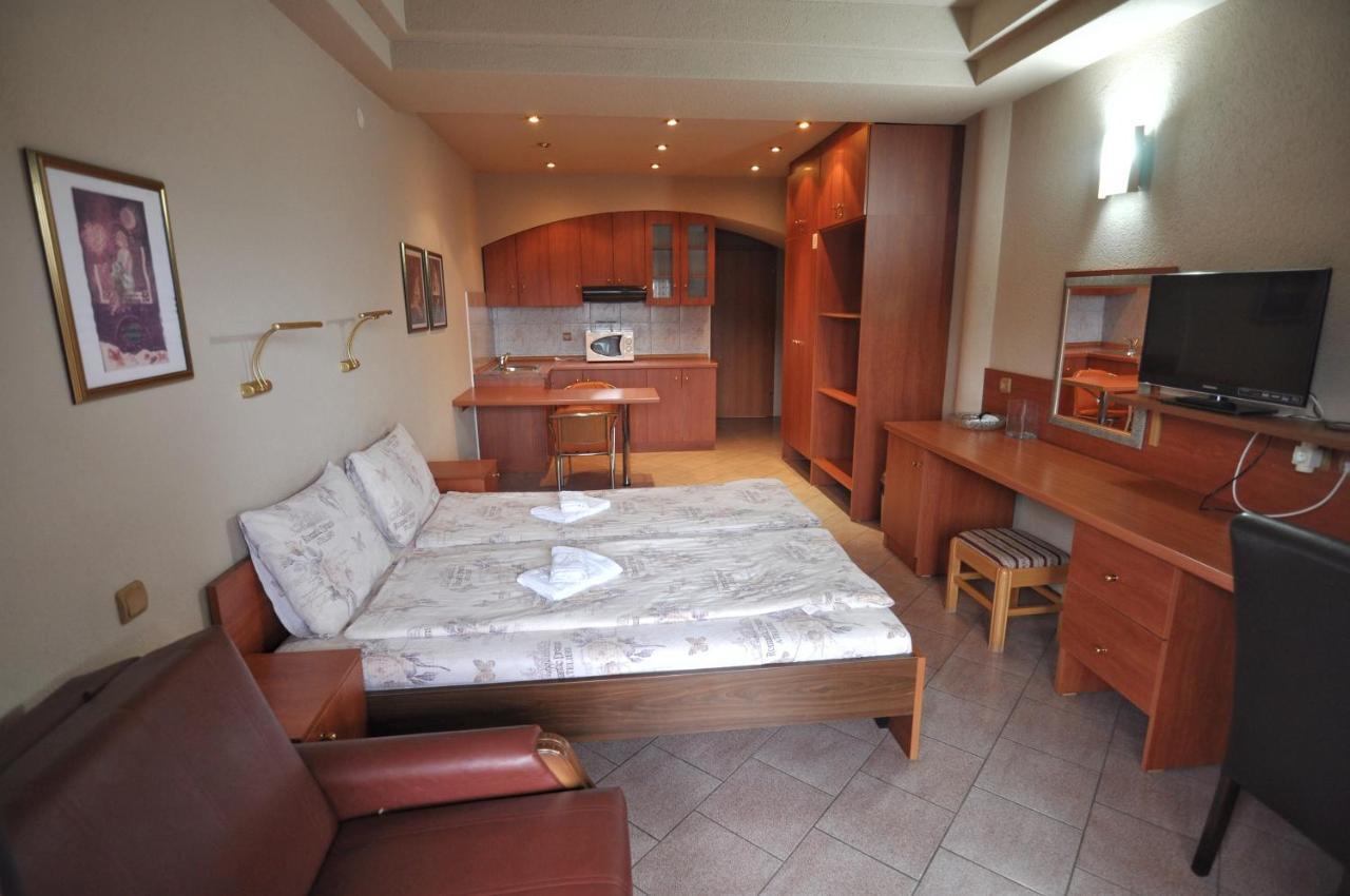 Villa Forum Ohrid Esterno foto